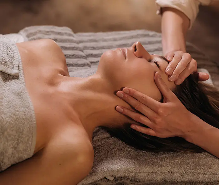 Masaj facial București
